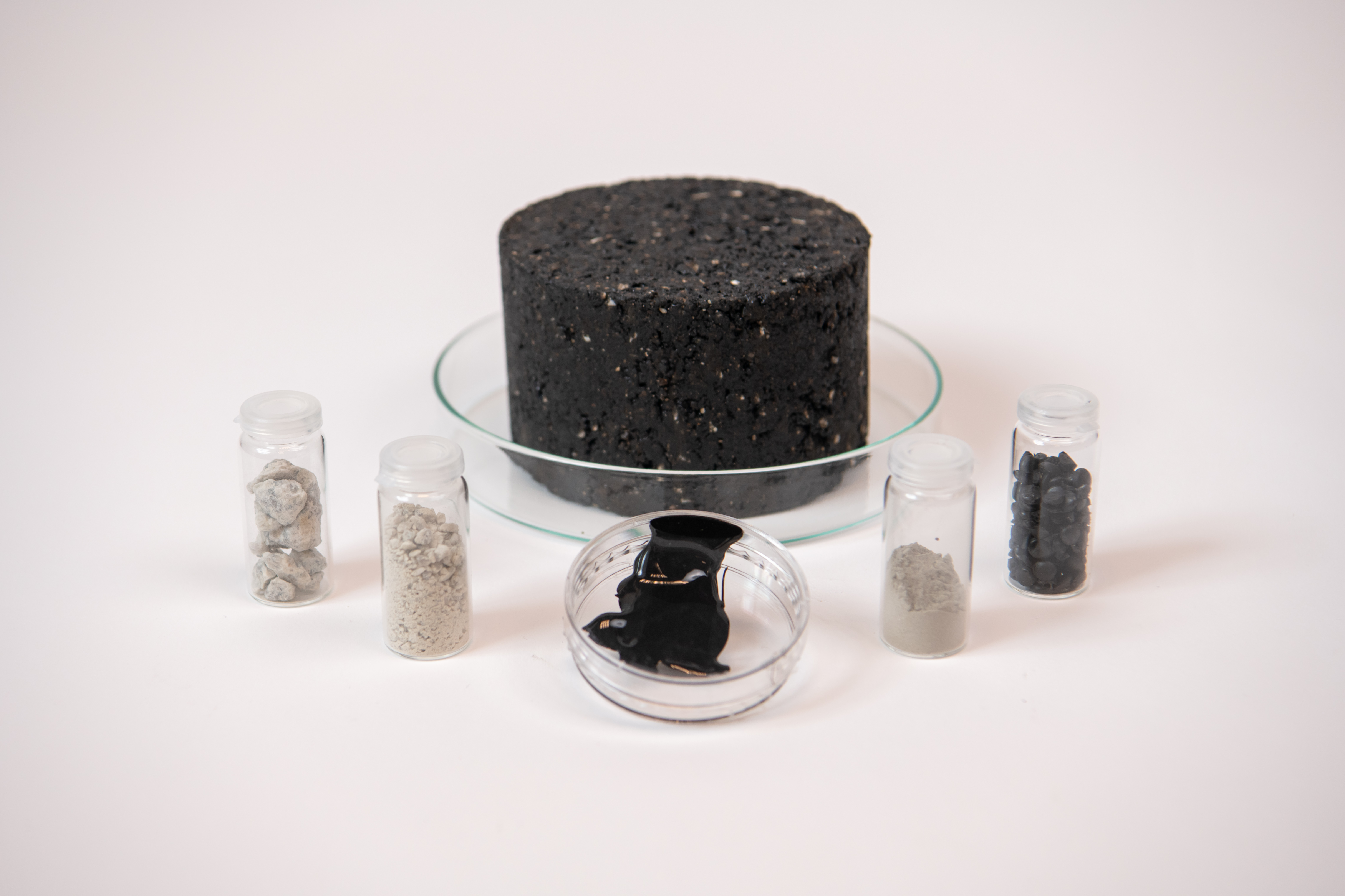 Sustainable Construction Materials - Using Plastic Wastes in Road Pavement_pic1 