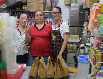 Hawkers given small tokens of appreciation