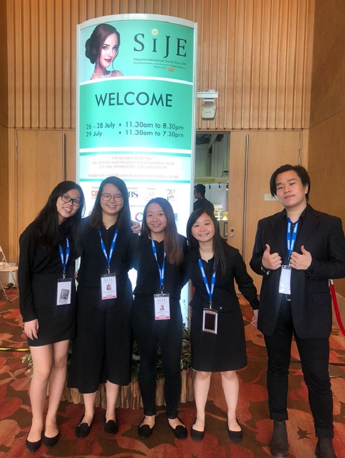 Group picture taken at SIJE 2018