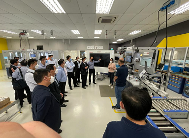 Visit by Sembcorp Becamex VSIP EIU delegates on 11 August 2022 sml